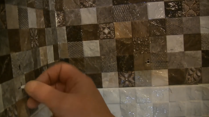 Установка дюбелей