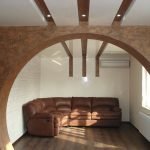 Угловой диван в комнате