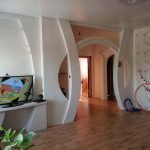 Ламинат на полу