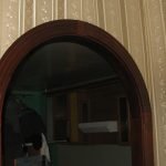 Полосатые обои в интерьере